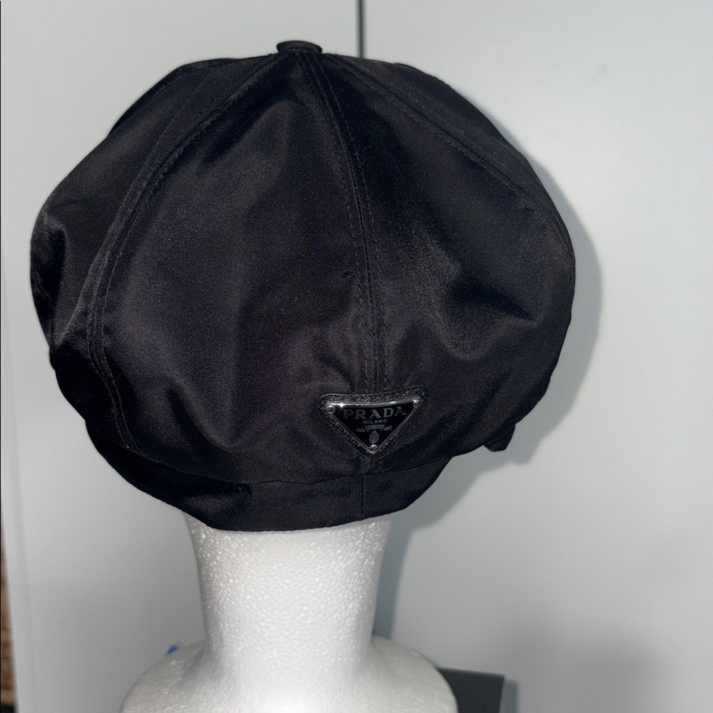 Prada Black Re-Nylon Newsboy Cap - Mine & Yours, size XL. UNISEX. One flaw. - Picture 11 of 17
